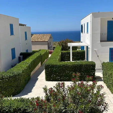 CALA AZZURRA MACARI Bed&Breakfast&Holidays House-3